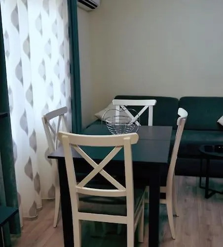 Elegant Apartament *